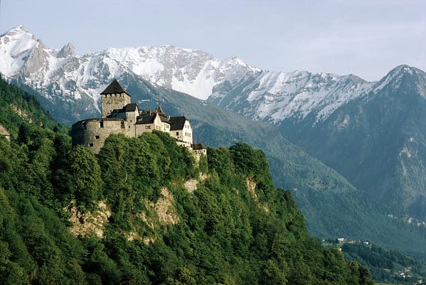 liechtenstein : pays sans armée